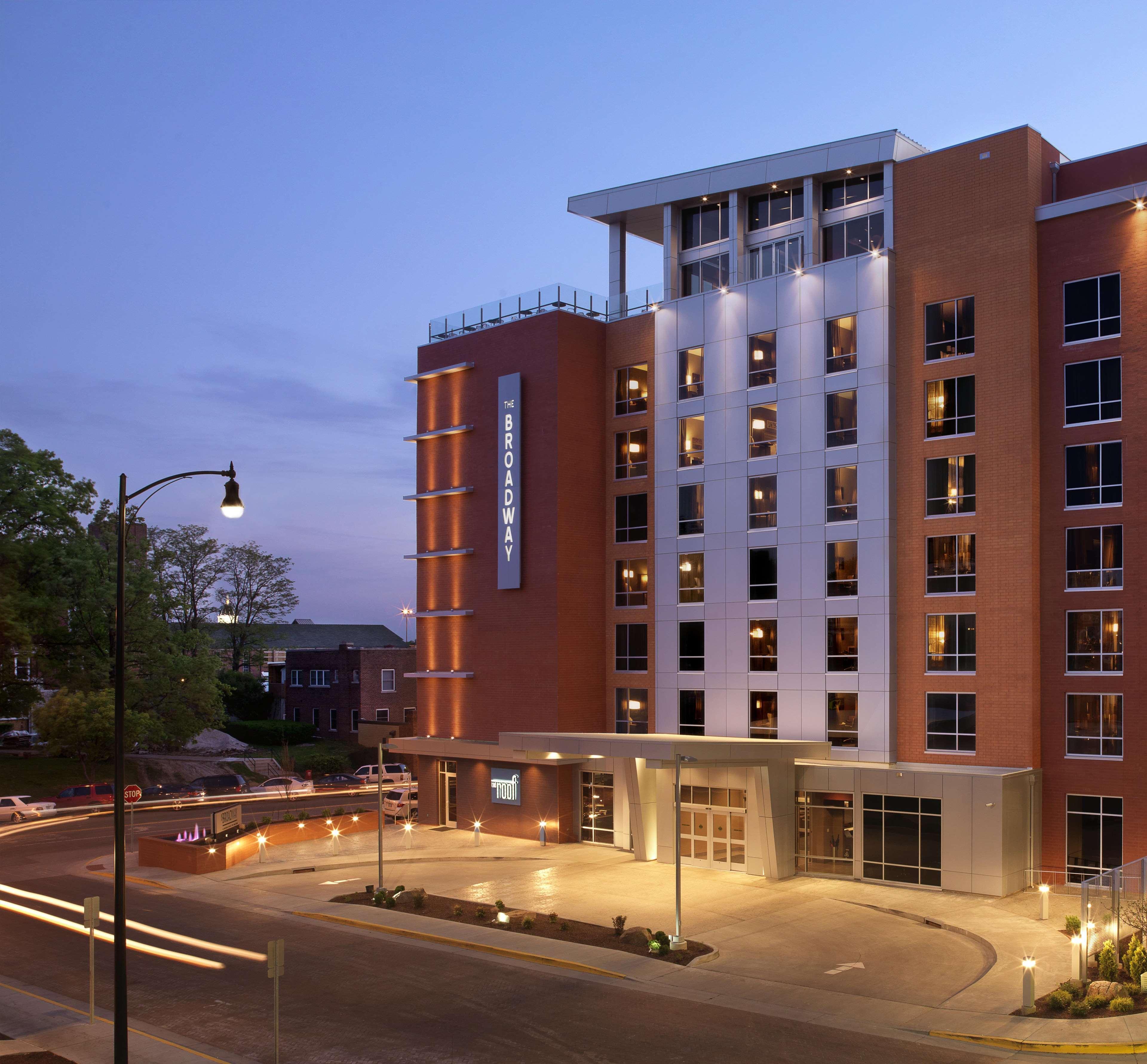 The Broadway Columbia - A Doubletree By Hilton Hotel Exterior photo